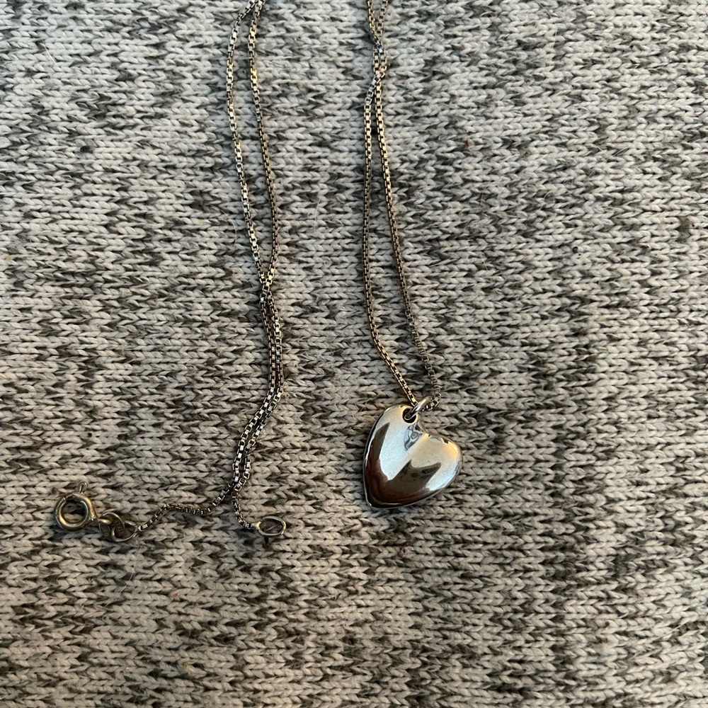 Silver heart necklace